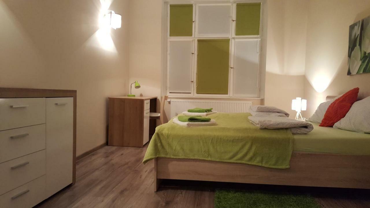 Apartament W Starej Kamienicy Poznan Exterior foto